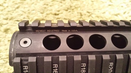Vendo guardamanos Midwest Industries para AR-15, tamaño "carbine.".

Precio 100€ (portes incluidos 01