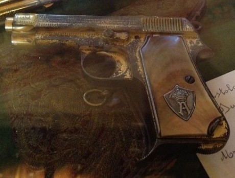 Hace unos días encontré por casualidad en una web extranjera un arma a la venta que hacía muchos años 70