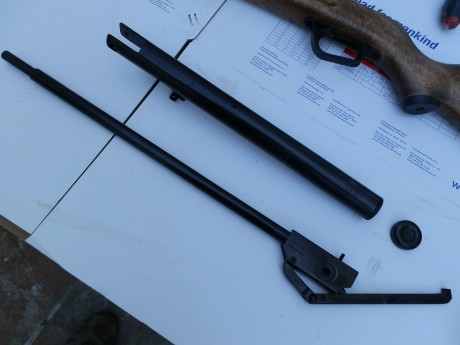 Hola compañeros, a ver si alguno me puede ayudar, estoi restaurando una carabina y necesito saber cual 72