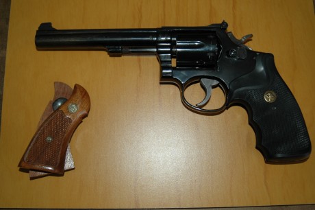 Revolver en buen estado. Guiado en F en Madrid.
Cachas originales y Pachmayr anatomicas.

200 € + porte 00