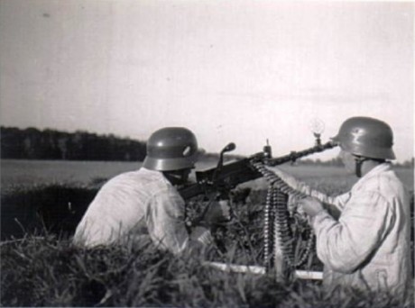 Hace unos días encontré por casualidad en una web extranjera un arma a la venta que hacía muchos años 131