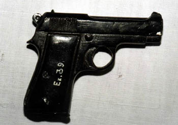 Hace unos días encontré por casualidad en una web extranjera un arma a la venta que hacía muchos años 50