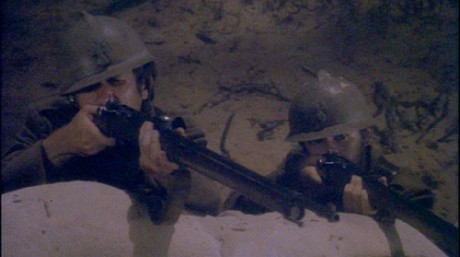 Compañeros,

En vista de las ganas de algunos (Elcafe, Wilcow, Vrakk, etc) por adivinar armas de películas 20