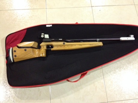 Por Cese de esta actividad, vendo todas estas armas de mi coleccion.  2 Carabinas de Aire :

Carabina 02