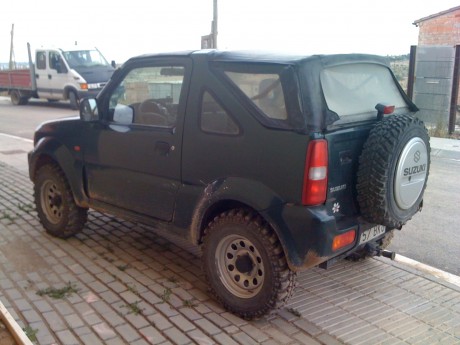 Pues eso... Todoterreno puro? Un todo camino? Una fuegonetita alta para carrilear? Yo uso un Dacia Sandero 100