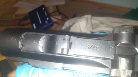 Hola a todos, os presento por fin mi primera P 08! 
Se trata de una Mauser S/42 " codigo G", 131