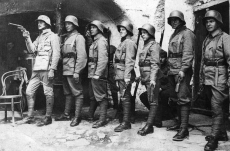 Hace unos días encontré por casualidad en una web extranjera un arma a la venta que hacía muchos años 20