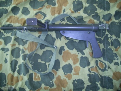 Hace unos días encontré por casualidad en una web extranjera un arma a la venta que hacía muchos años 161