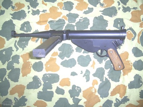 Hace unos días encontré por casualidad en una web extranjera un arma a la venta que hacía muchos años 32