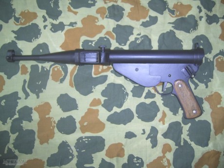 Hace unos días encontré por casualidad en una web extranjera un arma a la venta que hacía muchos años 31