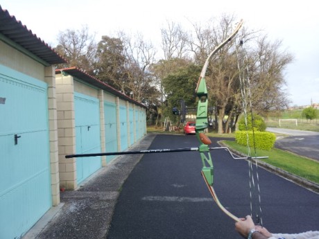 hola .  se vende un arco de poleas , marca  green horn , diestro , cuerpo de aluminio mecanizado , 29 02