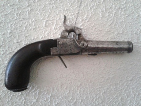 Hace unos días encontré por casualidad en una web extranjera un arma a la venta que hacía muchos años 80