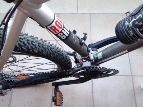 Hola buenas. pongo a la venta btm *Rockrider 8.1 comprada el 30/01/2009, tendrá menos de 50km, la use 30