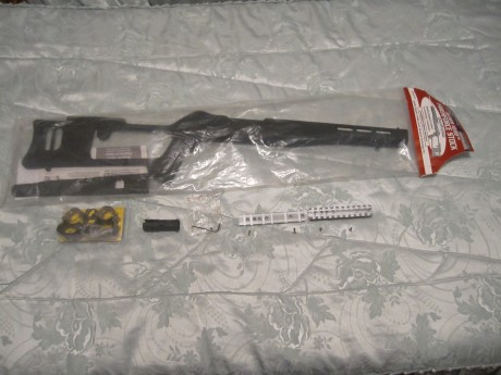  ***VENDIDOS***

***Gracias a todos por el interés*** 

Vendo o cambio complementos para la carabina Ruger 00