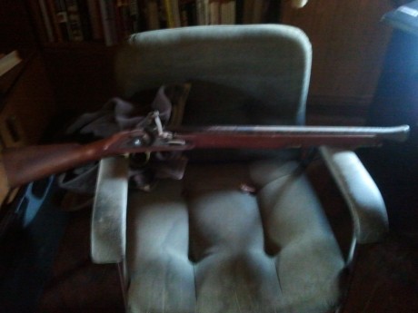 Buenos días al foro, estoy buscando un subfusil de este tipo, ya sea original alemán o copia española, 20
