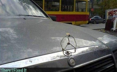 he aquí los vehiculos que usa Ferarrfe para desplazarse :mrgreen: 
el todoterreno de Fer 160