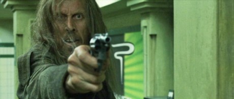 Compañeros,

En vista de las ganas de algunos (Elcafe, Wilcow, Vrakk, etc) por adivinar armas de películas 10