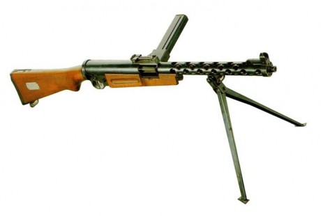 Hace unos días encontré por casualidad en una web extranjera un arma a la venta que hacía muchos años 82