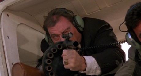 Compañeros,

En vista de las ganas de algunos (Elcafe, Wilcow, Vrakk, etc) por adivinar armas de películas 50