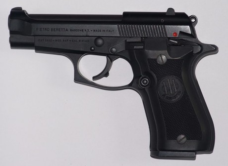 Hola, un amigo me pide que ponga a la venta una pistola de fogueo heredada de su padre.
Se trata de un 10