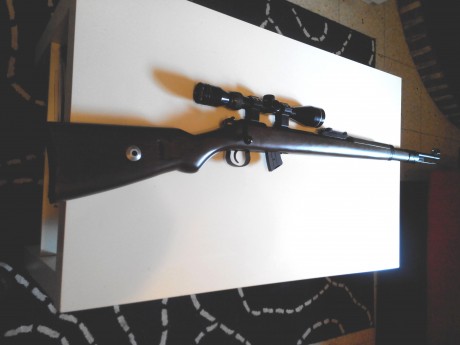 Hola algun compañero del foro tiene o a tirado con una norico jw 25 la replica del mauser 98 en calibre 71