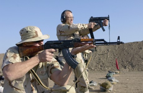  Автомат Калашникова образца 1947 года 
 Automatico Kalashnikov Modelo 1947  

Es sin duda, en la actualidad, 120