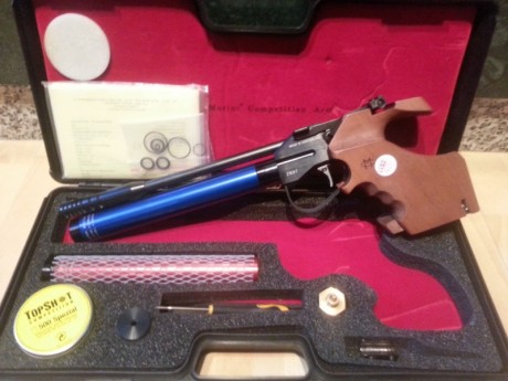 SE VENDE PISTOLA DE AIRE COMPRIMIDO MORINI ELECTRONICA ESTA PRACTICAMENTE SIN ESTRENAR MUY POCOS TIROS 00