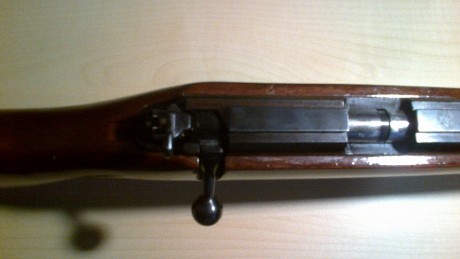 Cambio carabina J.W. 22lr de cerrojo y revolver Llama Comanche 22lr de 6 pulgadas con cacha anatómica 10