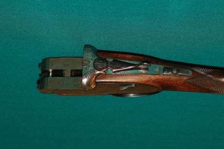 Hola  a todos, 

Vendo esta paralela marca Ignacio Ugartechea mod 75ex, cal. 12, con expulsores y valvulas 02