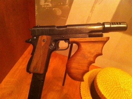 Hace unos días encontré por casualidad en una web extranjera un arma a la venta que hacía muchos años 30