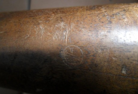 Hace unos días encontré por casualidad en una web extranjera un arma a la venta que hacía muchos años 151