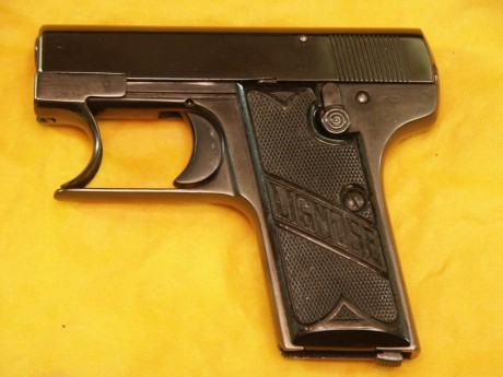 Hace unos días encontré por casualidad en una web extranjera un arma a la venta que hacía muchos años 72