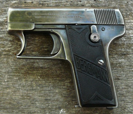 Hace unos días encontré por casualidad en una web extranjera un arma a la venta que hacía muchos años 71