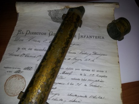 hola . un  " colega  " , albañil es para mas señas , me a regalado este manuscrito de parece 02