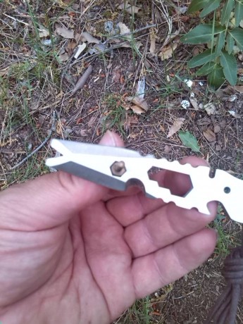 Aunque tenía preparados otros reportajes personales de mis cuchillos para mostraros he cambiado de parecer 30
