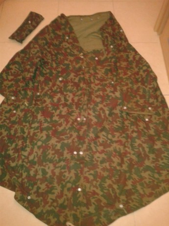 VENDO ANTIGUO PONCHO DE CAMUFLAJE AMEBA DE LOS EMPLEADOS POR LAS COMPAÑIAS DE OPERACIONES ESPECIALES ( 00