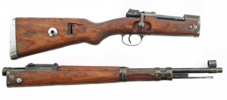 Hace unos días encontré por casualidad en una web extranjera un arma a la venta que hacía muchos años 70