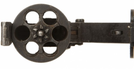 Hace unos días encontré por casualidad en una web extranjera un arma a la venta que hacía muchos años 151
