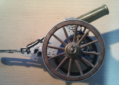 Casualmente me encontré con la replica a escala de un ejemplar de un mortero Mata de bronce comprimido 21