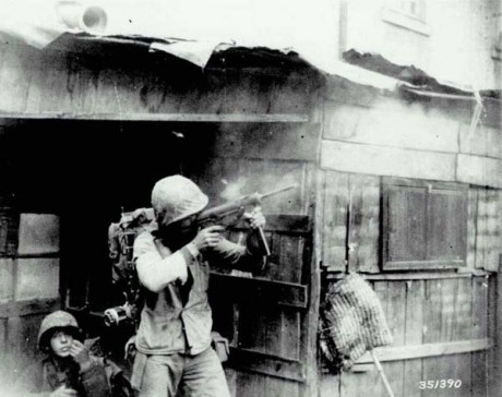 Hace unos días encontré por casualidad en una web extranjera un arma a la venta que hacía muchos años 72