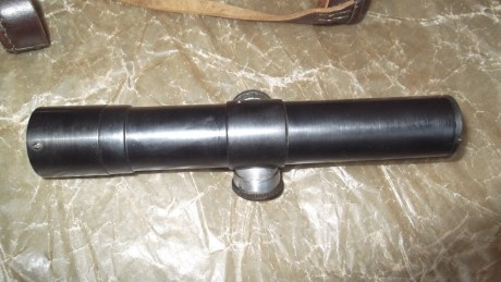 Hola, 

Os pongo estas fotos de un visor para SVT-40... ¿que os parece el mismo... que me contais de él..., 71