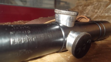 Hola, 

Os pongo estas fotos de un visor para SVT-40... ¿que os parece el mismo... que me contais de él..., 80