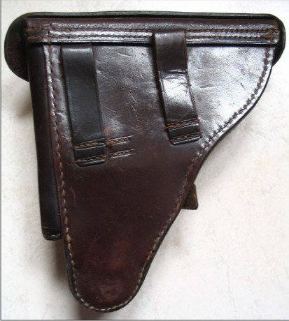Hace unos días encontré por casualidad en una web extranjera un arma a la venta que hacía muchos años 151