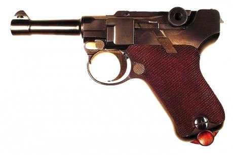 Hace unos días encontré por casualidad en una web extranjera un arma a la venta que hacía muchos años 160