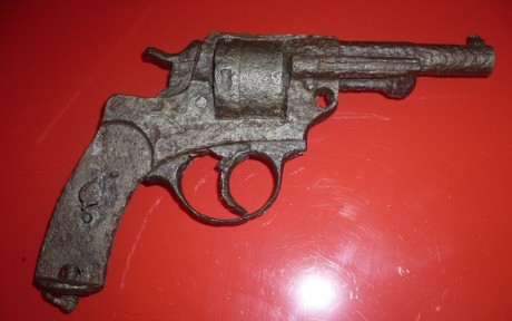 Hace unos días encontré por casualidad en una web extranjera un arma a la venta que hacía muchos años 80