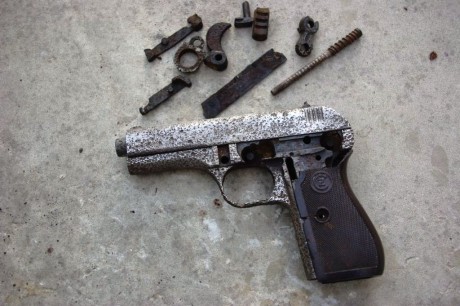 Hace unos días encontré por casualidad en una web extranjera un arma a la venta que hacía muchos años 150