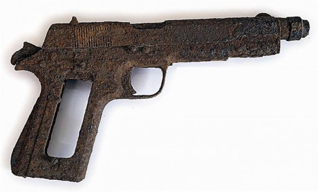 Hace unos días encontré por casualidad en una web extranjera un arma a la venta que hacía muchos años 00