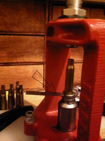 Hola amigos haber si alguien me puede aclarar unas dudas que tengo .
Bien empecemos , compre un rifle 40