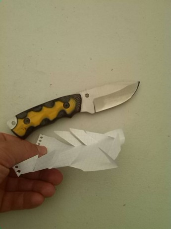 Este es uno de los casos en los que piensas que un cuchillo puede dar más que lo que su tamaño aparenta, 51