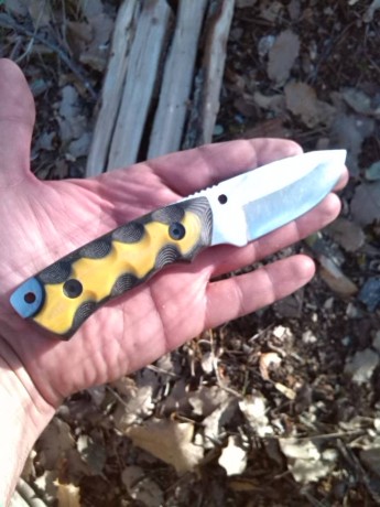 Este es uno de los casos en los que piensas que un cuchillo puede dar más que lo que su tamaño aparenta, 50